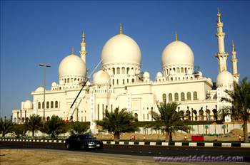 Dünyanın En Büyük Camileri - En Büyük 10 Cami - En Büyük Camiler Hangileridir - En Büyük Camilerin Resimleri